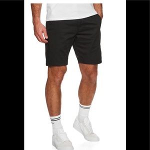 NEW⭐️VOLCOM Mens SHORTS 30” Waist “Frickin Modern Black Chino”